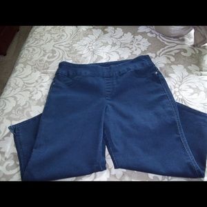 Christopher & Banks Capri jean.